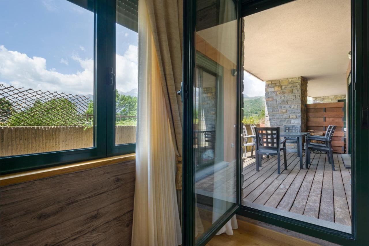 Pena Sabocos II Apartamento Turistico Panticosa Eksteriør billede