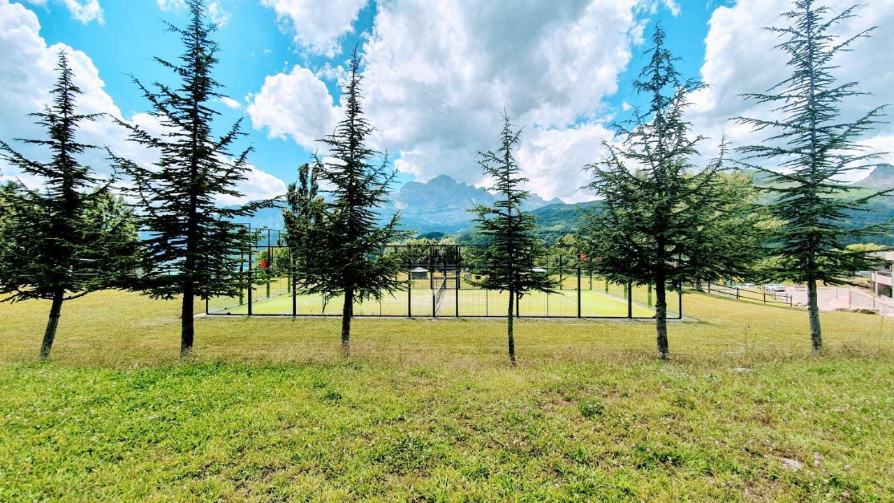 Pena Sabocos II Apartamento Turistico Panticosa Eksteriør billede